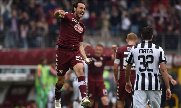 La Juve pierde el derbi ante Torino y posterga su celebración
