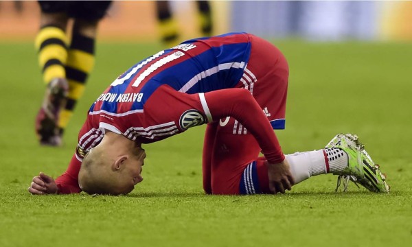 Robben se vuelve a lesionar y es baja contra Barcelona