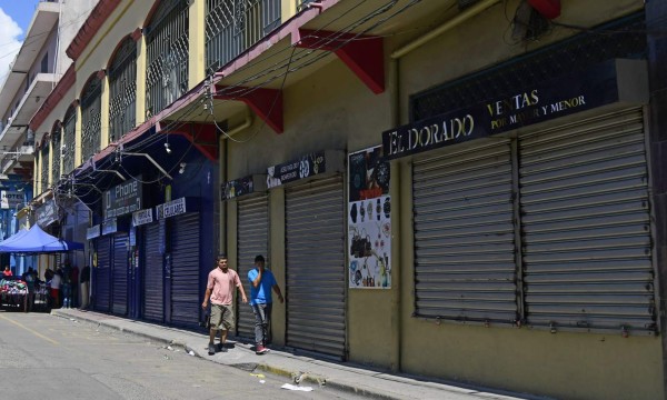 El sector transporte operó desde muy temprano por la mañana con normalidad. Los puntos que funcionan en los barrios Medina y Concepción no fueron intervenidos por la Policía. Fotos: Izaguirre y Amaya