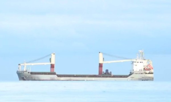 Barco con hospitales llega a muelle de Puerto Cortés