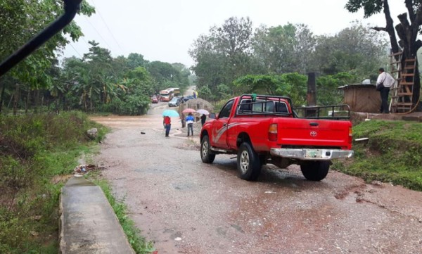 Cerrado el paso hacia el municipio de Iriona, Colón, por fuertes lluvias