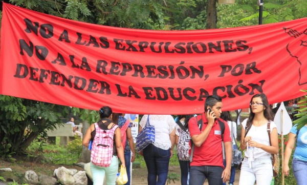 CSJ ordena reintegro inmediato de estudiantes suspendidos