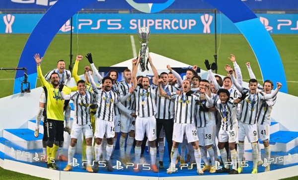 La Juventus ha ganado el título de la Supercopa de Italia al Napoli. Foto AFP