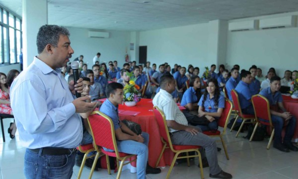 Tecnología se abre paso en la educación