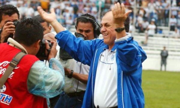 'Chelato' Uclés, adiós al arquitecto de fútbol hondureño