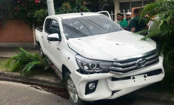 Conductor de pick up se accidenta tras salir de banco en San Pedro Sula