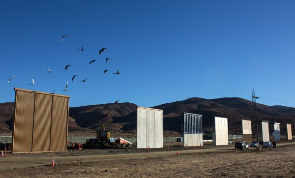 Empresa compra terreno para impedir construcción del muro de Trump