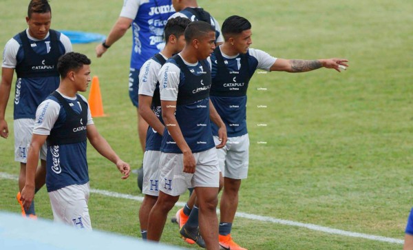 Rigoberto Rivas y Michaell Chirinos entrenan con la Sub-23 de Honduras