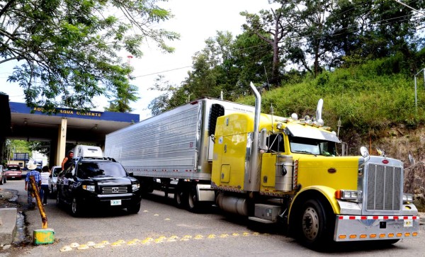 Postergan unión aduanera entre Honduras y Guatemala