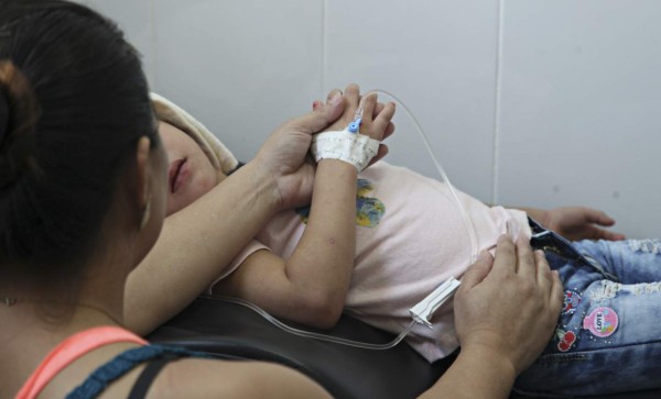 Más de 400 enfermos de dengue ingresan a la semana al Rivas