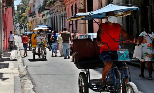 Cuba vuelve a la rutina, aún sin internet ni una cifra de detenidos en las protestas  