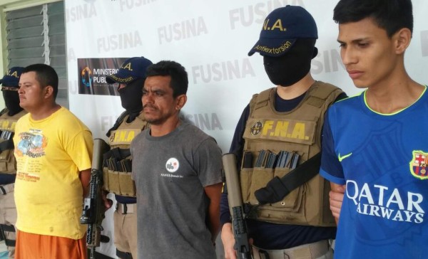 Capturan a tres supuestos extorsionadores en San Pedro Sula