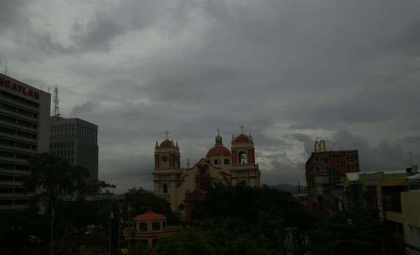 Vaguada generará lluvias en Honduras este martes