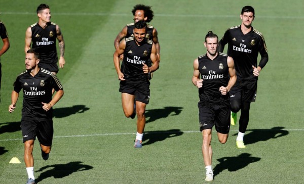 Zidane sorprende con la convocatoria del Real Madrid para debut en la Liga Española