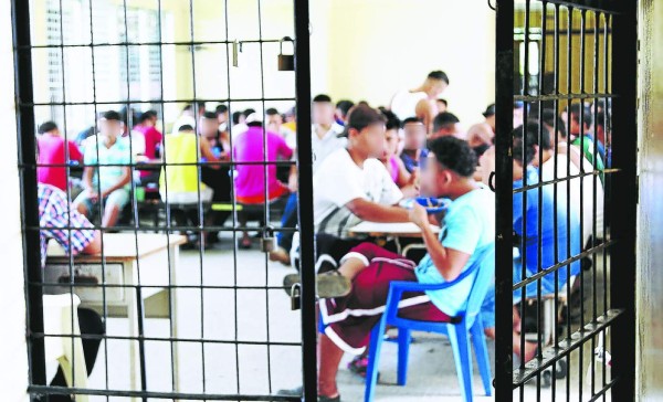 500 niños hondureños son acusados cada año por cometer delitos