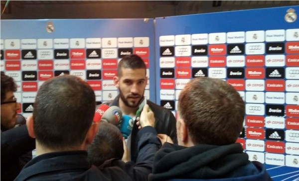 El Real Madrid prohíbe a Kiko Casilla hablar en catalán