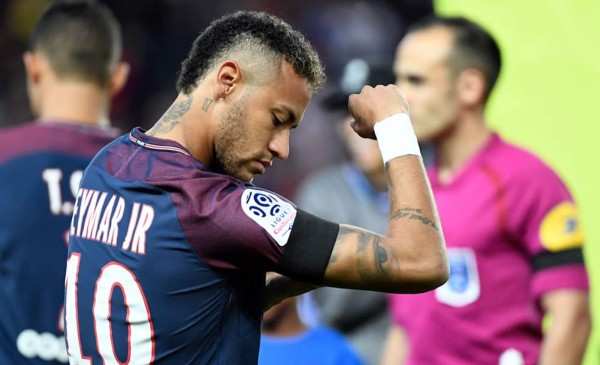 Estalla la crisis en el PSG por Neymar: 'Solo hay dinero para él'