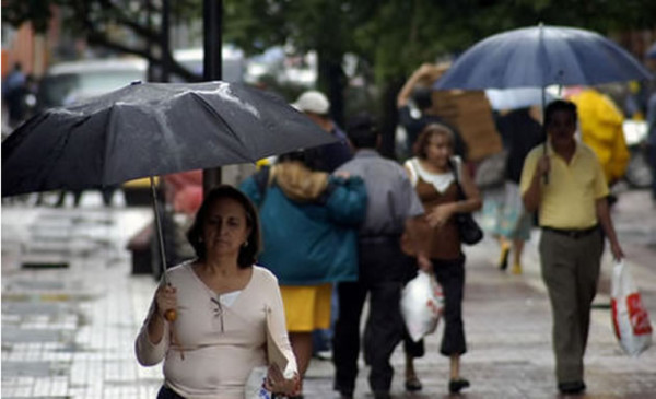Pronostican 72 horas de lluvias en Honduras