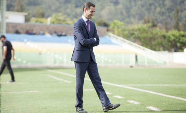 Exclusiva con entrenador español del Real de Minas:'En España me han comparado con Simeone”