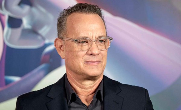 Tom Hanks compara la pandemia del COVID-19 con la guerra