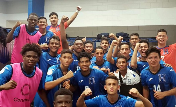 Honduras golea y queda a un paso de clasificar al Mundial Sub-17