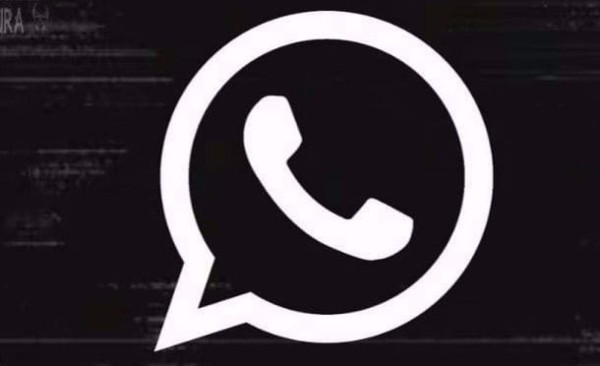 Modo oscuro de WhatsApp, otra estafa