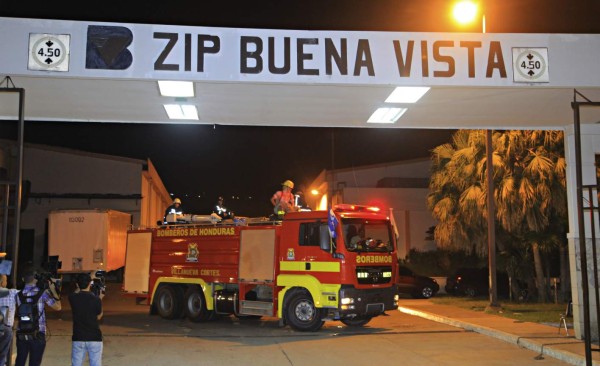 Se incendia cuarto de control de maquila en Villanueva