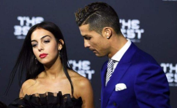 Novia de Cristiano Ronaldo se burla de Chile por no estar en el Mundial