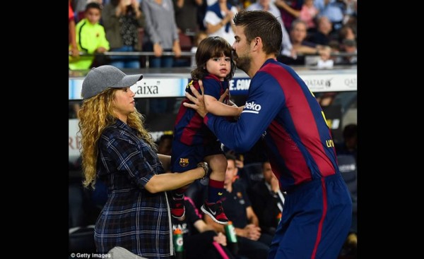 Shakira, Milan y Piqué juntos en partido