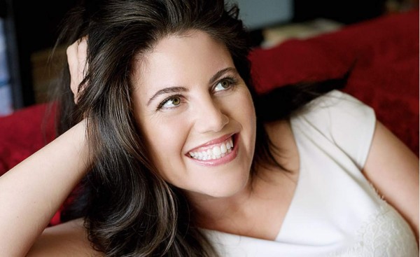 Mónica Lewinsky vuelve a la vida pública en Twitter