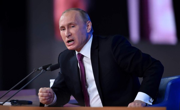 Putin: 'Occidente busca levantar un nuevo Muro de Berlín, pero virtual'