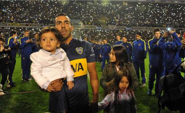 Emotivo regreso de Carlos Tévez a Boca Juniors