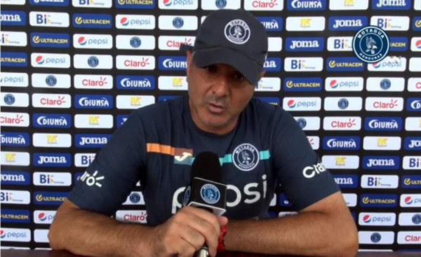 La queja de Diego Vázquez por convocados a la Selección de Honduras: 'A Motagua le llaman seis y al rival dos”