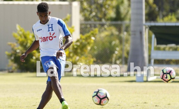 'Choco' Lozano ya entrena con la Selección de Honduras