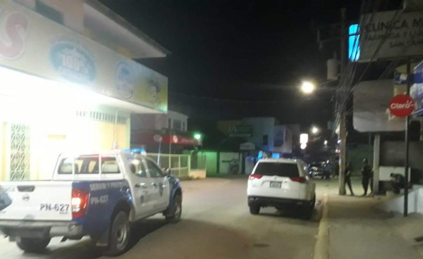 Ultiman a balazos a dos prestamistas en Villanueva, Cortés