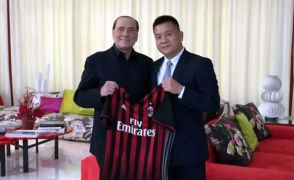 Berlusconi vende el Milan a inversores chinos por 740 millones de euros