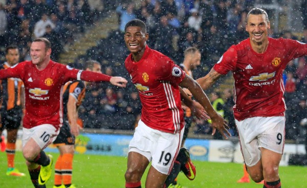 El Manchester United logró agónico triunfo ante Hull City