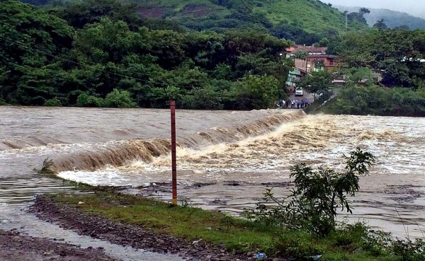 Incomunicados están en la zona sur hondureña por fuertes lluvias