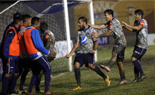 Motagua vuelve al triunfo y deja en crisis al Honduras Progreso