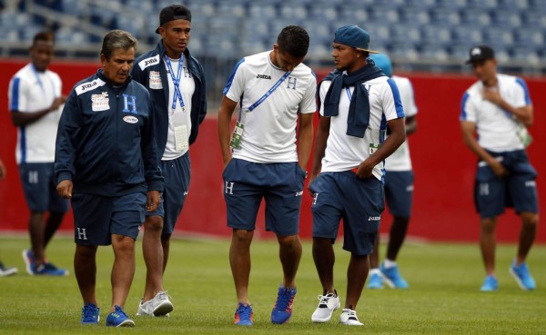 Preocupación en Honduras por la grama del Gillette Stadium