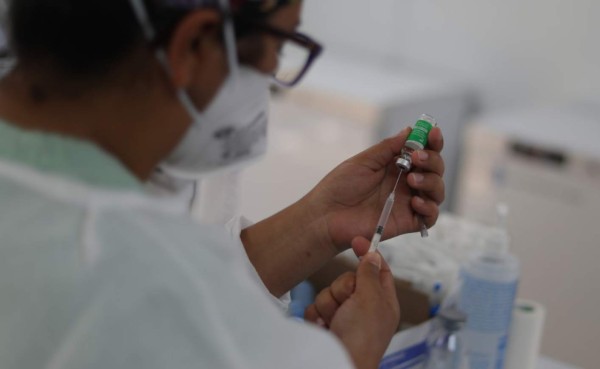 Gobierno aclara que compras de vacuna contra la covid-19 serán directas con farmacéuticas