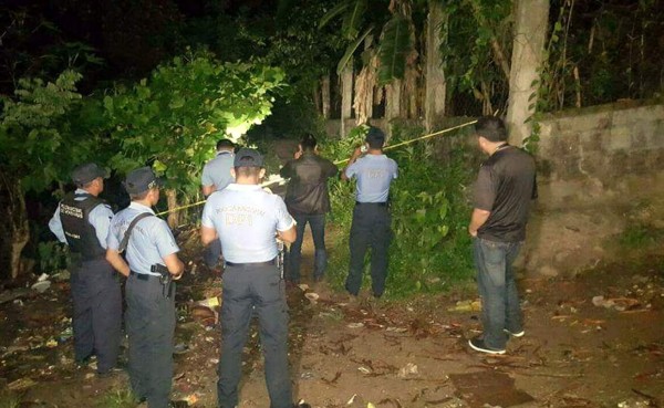 Ultiman a balazos y puñaladas a dos albañiles en aldea de Choloma