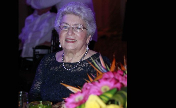 80 años de Martha Silvia Larach de Canahuati