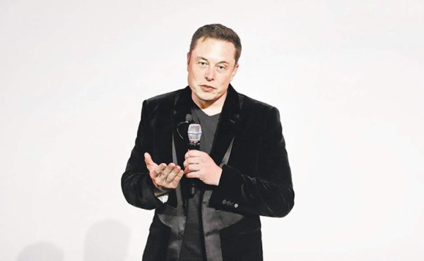 Elon Musk fija metas ambiciosas en Tesla, pero a menudo se queda corto