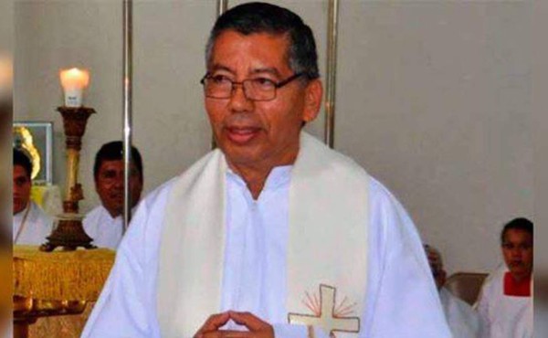 Presuntas víctimas de abuso de sacerdote de Danlí lo denuncian en la Fiscalía