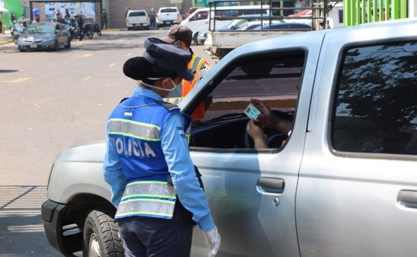 Salvoconductos y licencias de conducir, los documentos más decomisados en cuarentena