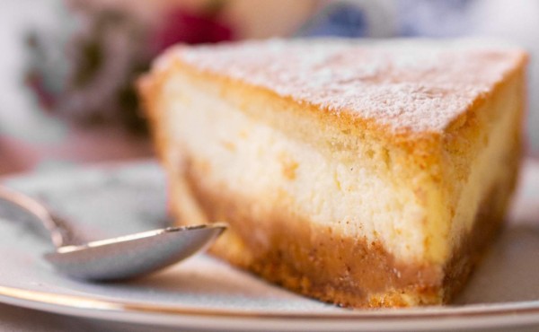 Tarta de ricota con dulce de leche  