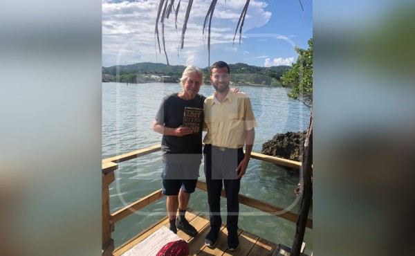 El actor Michael Douglas es dueño de 14 acres en Roatán, Islas de la Bahía