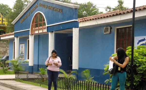 Intervienen la departamental de educación en Francisco Morazán