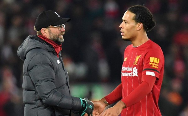 Para Klopp, Van Dijk habría sido justo merecedor del Balón de Oro   